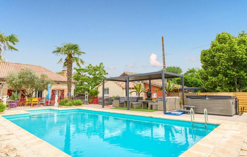 Agréable Chambre privative avec piscine et jacuzzi. Septfonds Extérieur photo