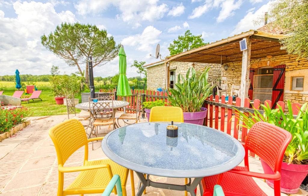 Agréable Chambre privative avec piscine et jacuzzi. Septfonds Extérieur photo